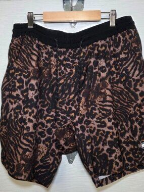 Zayin Black and Brown Men's Athletic Shorts